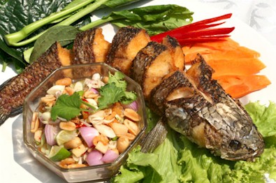 Samsan super thai food.jpg (47983 bytes)